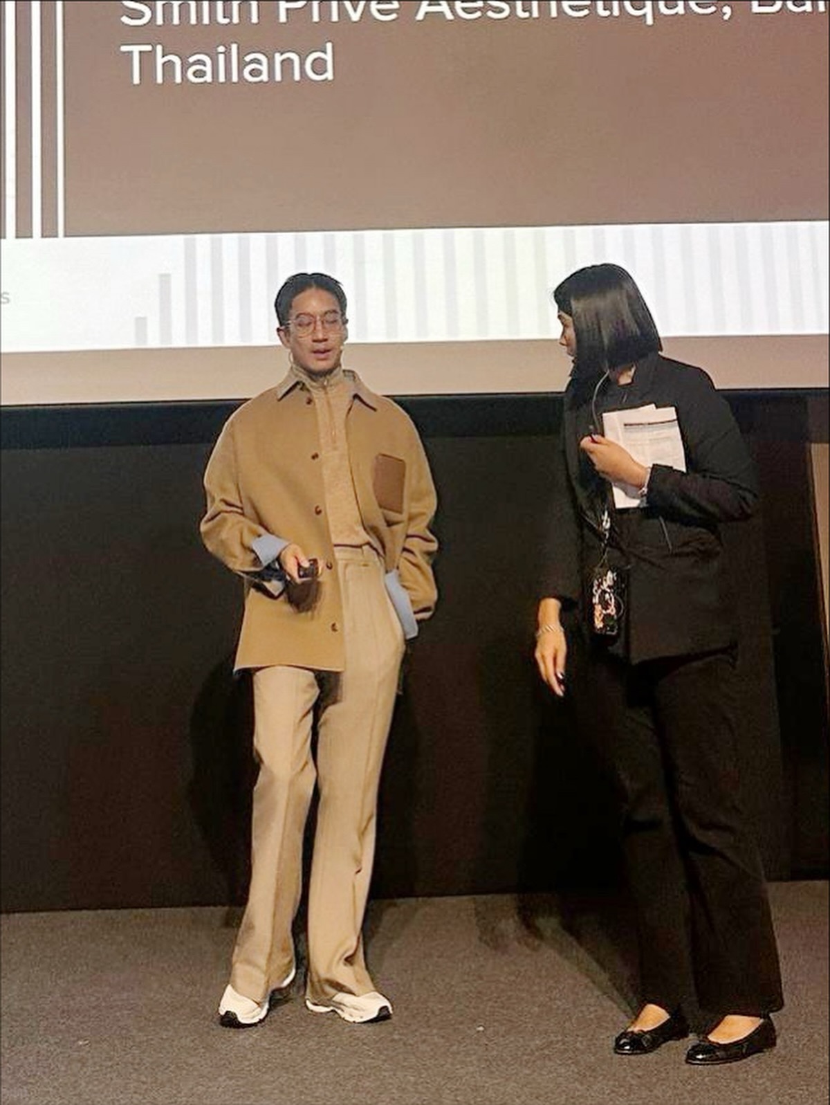 โอ๊ค - สมิทธิ์ อารยะสกุล