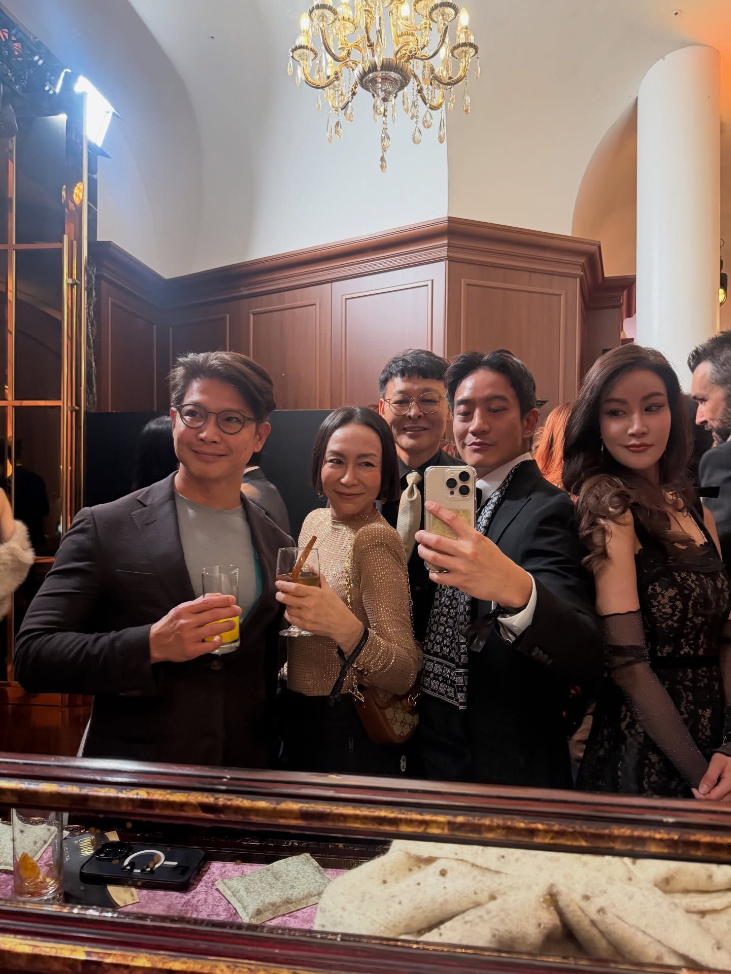 โอ๊ค - สมิทธิ์ อารยะสกุล