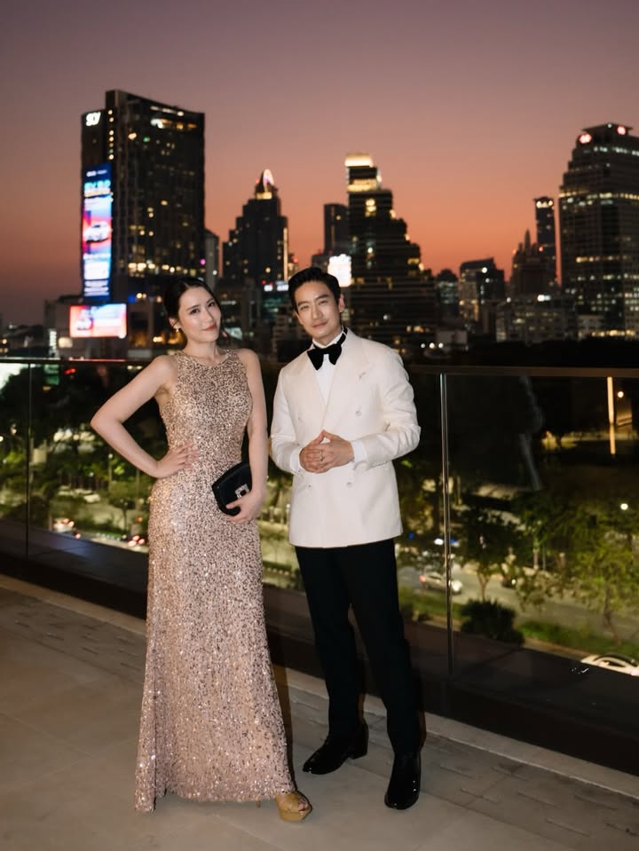 โอ๊ค - สมิทธิ์ อารยะสกุล