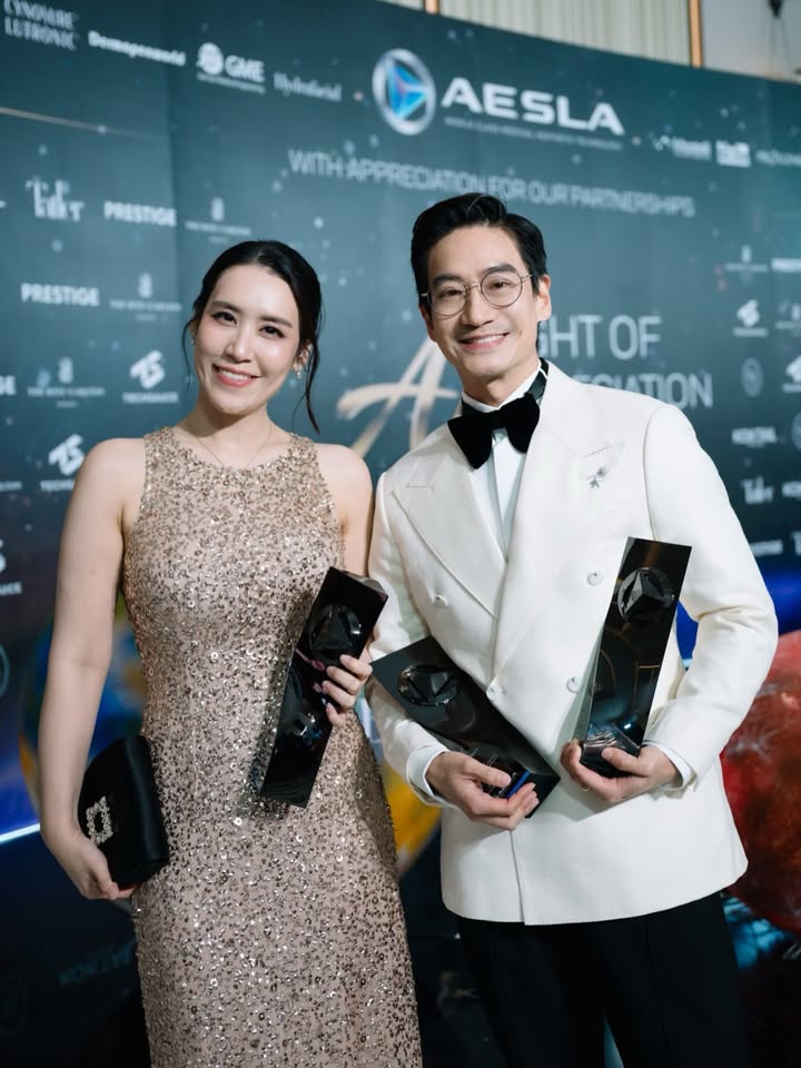 โอ๊ค - สมิทธิ์ อารยะสกุล