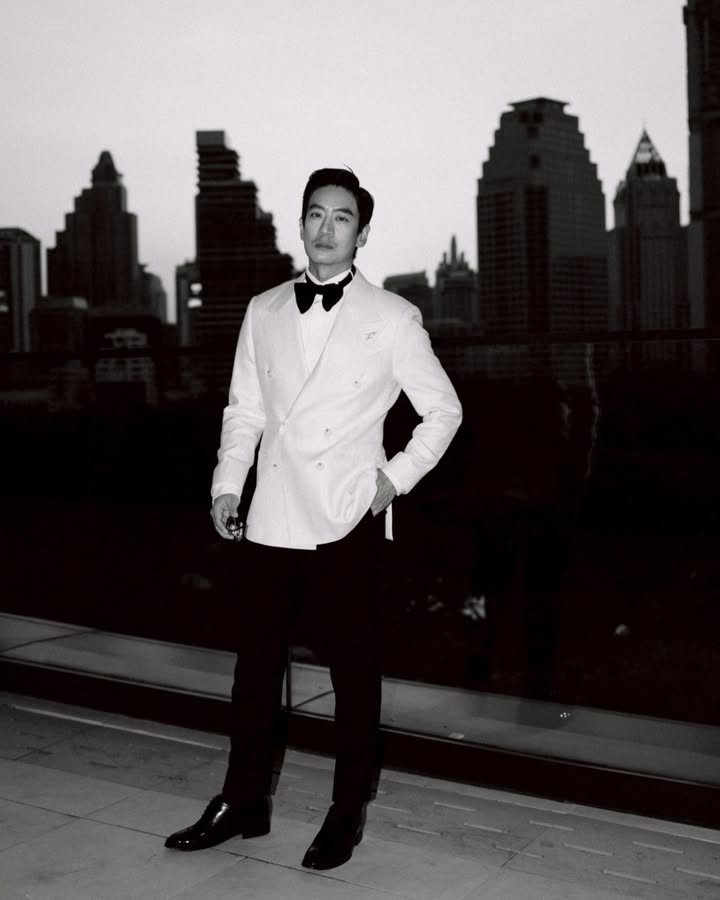 โอ๊ค - สมิทธิ์ อารยะสกุล