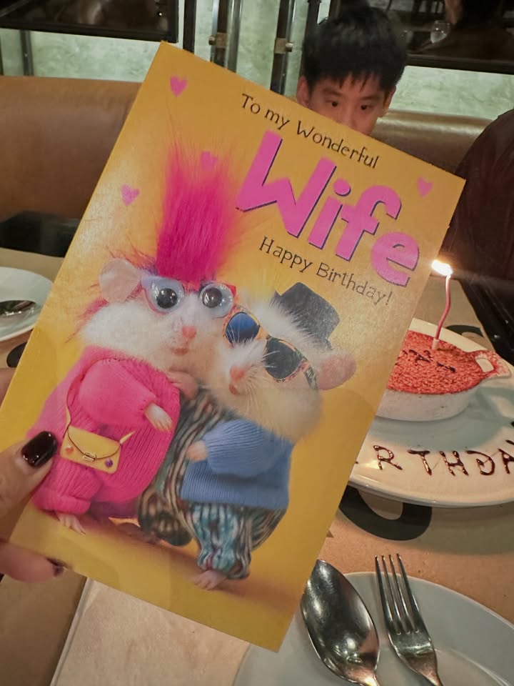 โอ๊ค - สมิทธิ์ อารยะสกุล