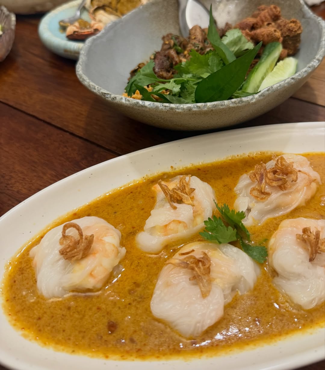 โอ๊ค - สมิทธิ์ อารยะสกุล