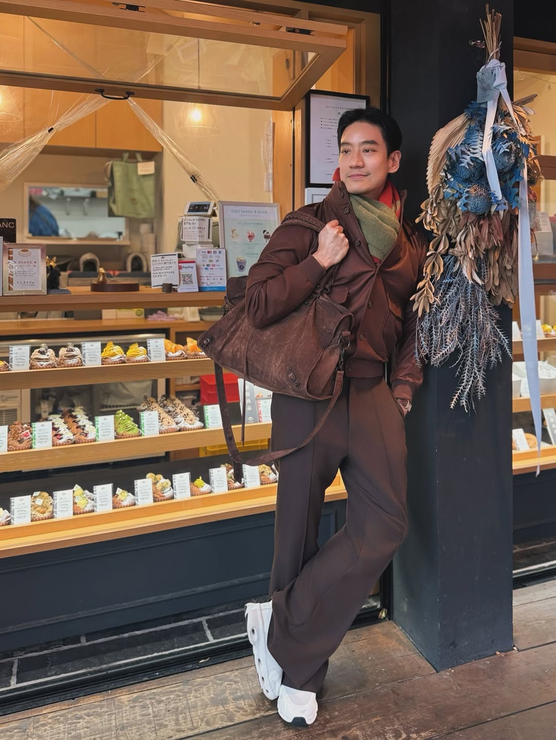 โอ๊ค - สมิทธิ์ อารยะสกุล