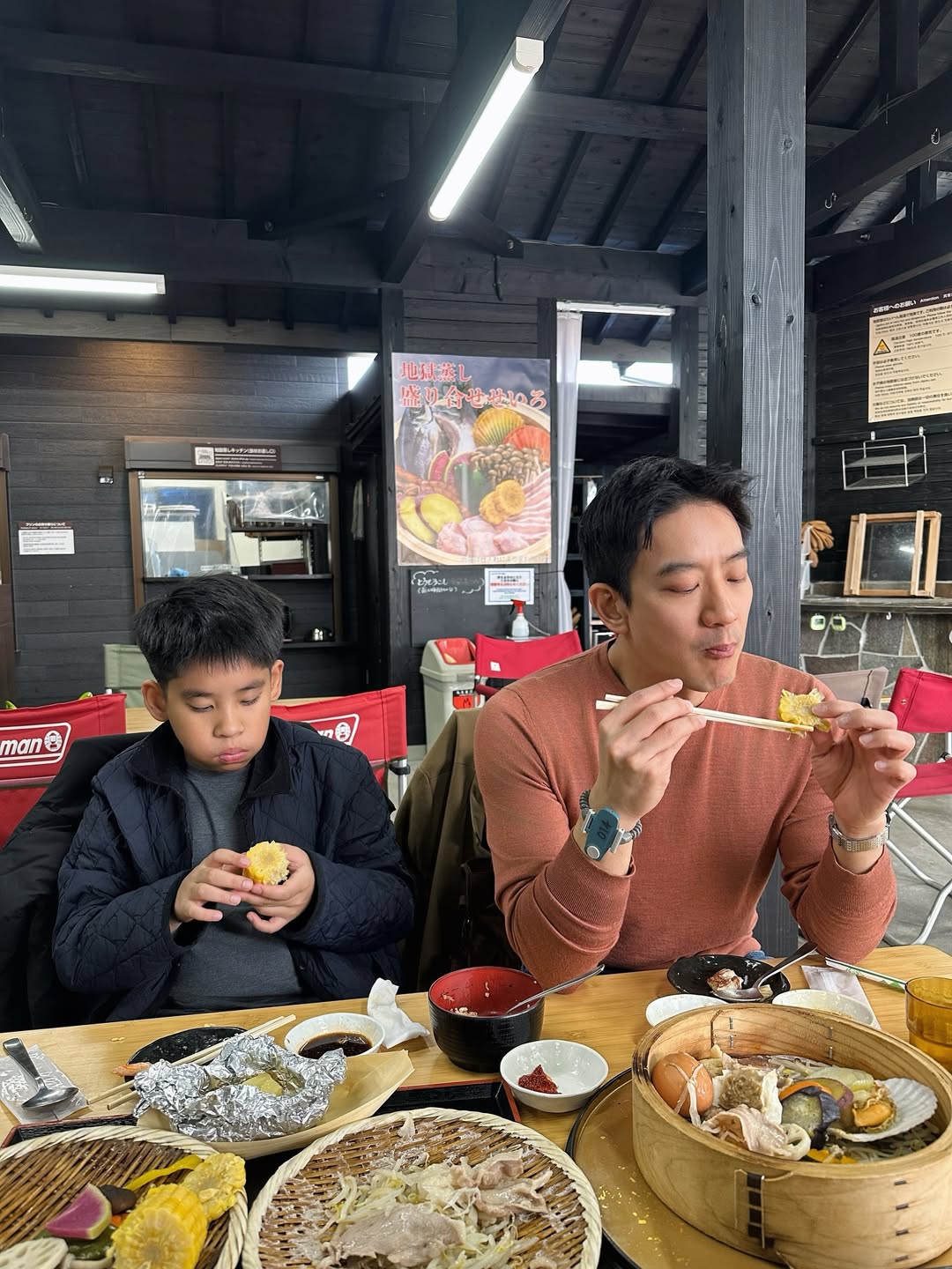 โอ๊ค - สมิทธิ์ อารยะสกุล