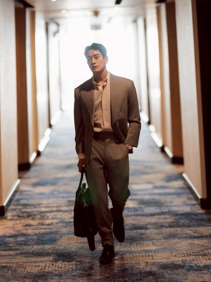 โอ๊ค - สมิทธิ์ อารยะสกุล