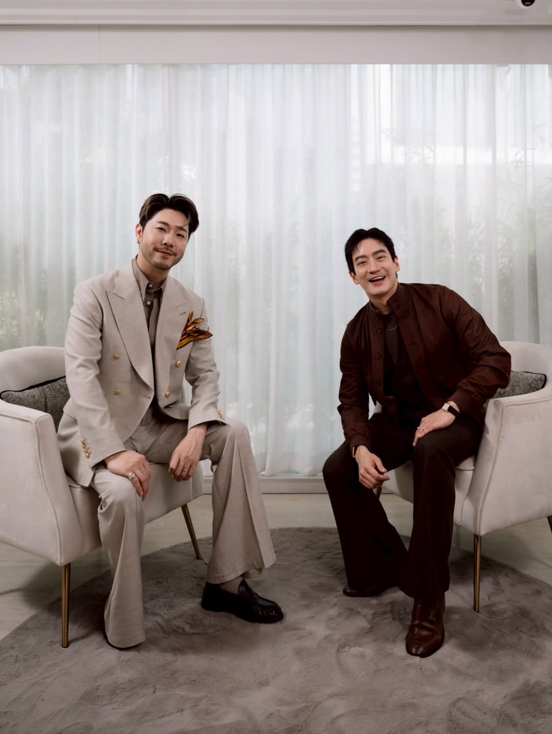 โอ๊ค - สมิทธิ์ อารยะสกุล