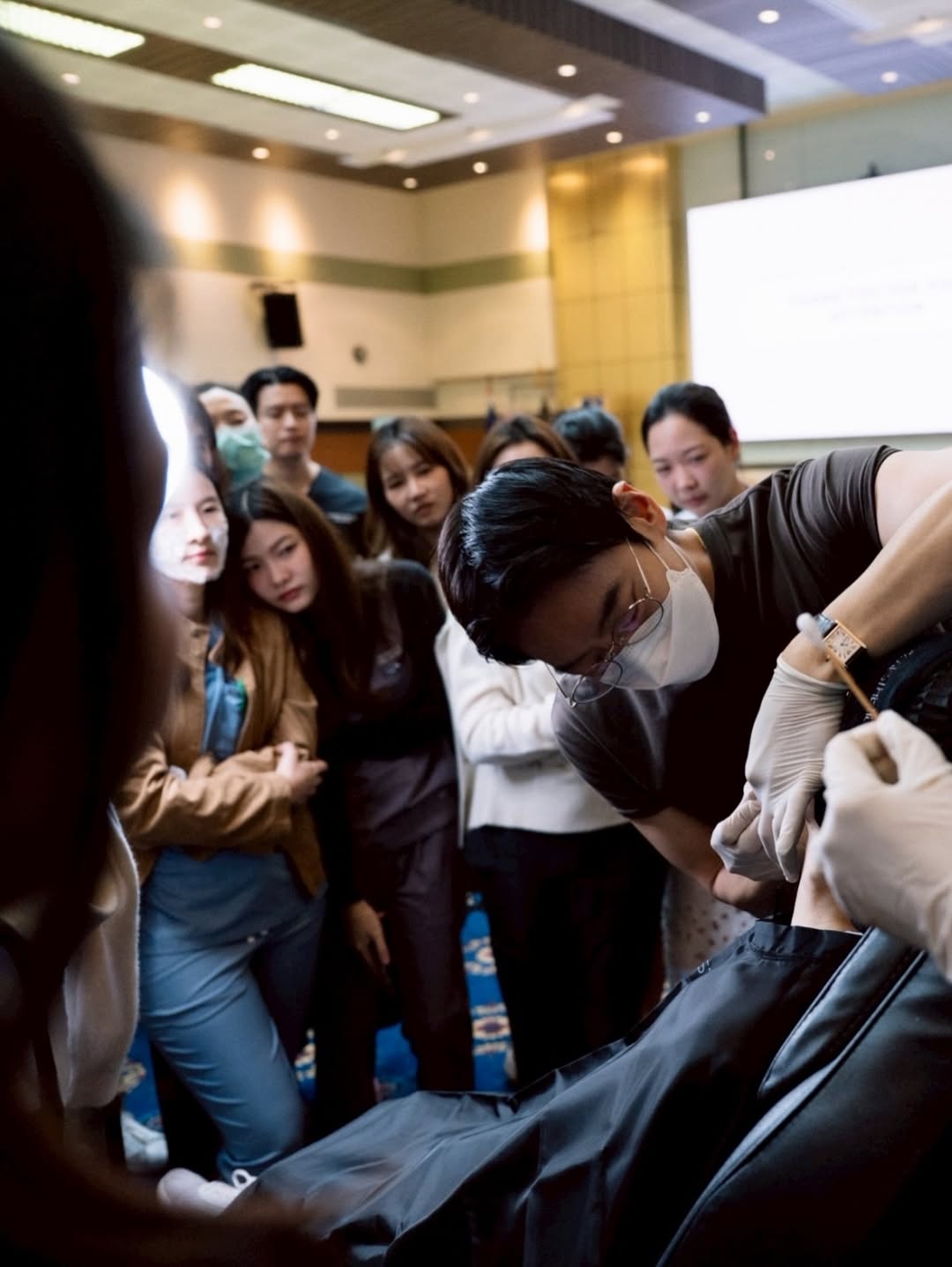 โอ๊ค - สมิทธิ์ อารยะสกุล