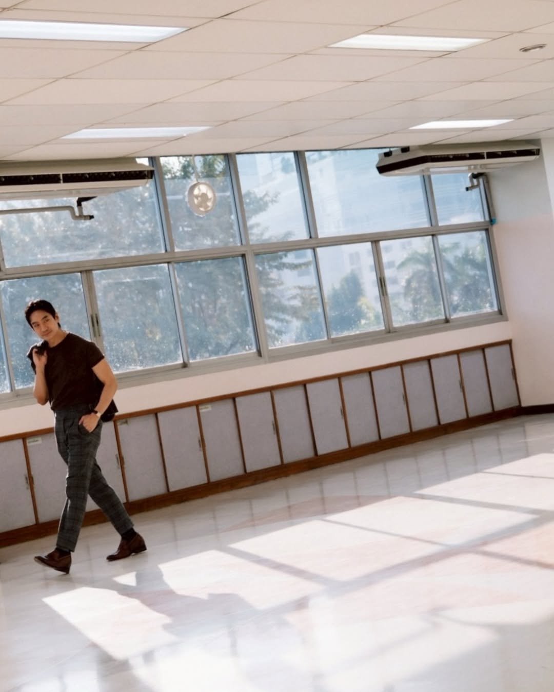 โอ๊ค - สมิทธิ์ อารยะสกุล