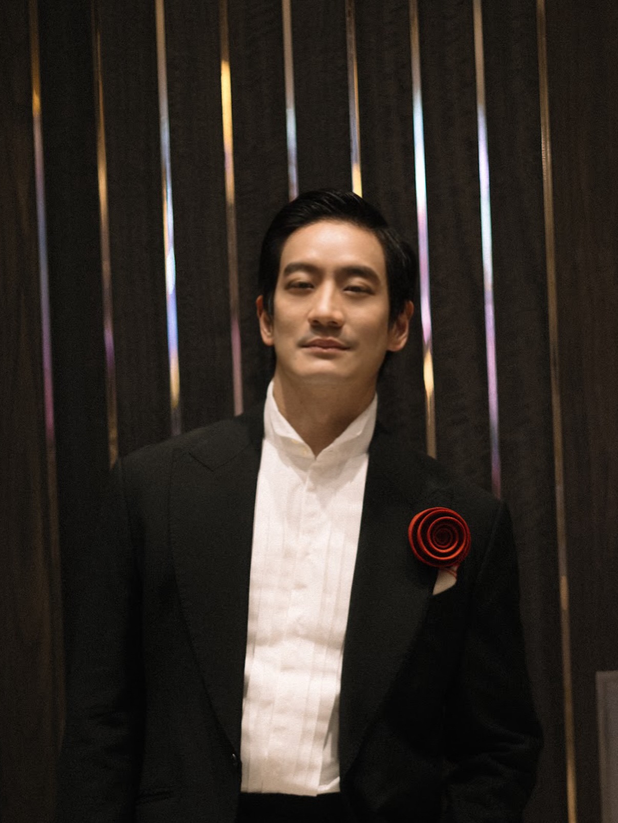 โอ๊ค - สมิทธิ์ อารยะสกุล