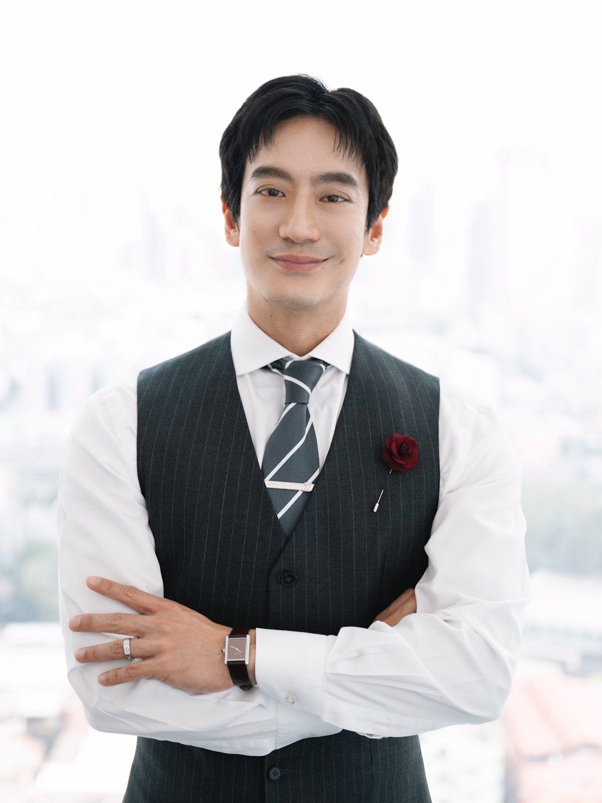 โอ๊ค - สมิทธิ์ อารยะสกุล