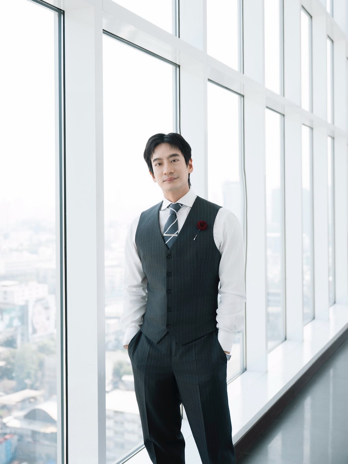 โอ๊ค - สมิทธิ์ อารยะสกุล