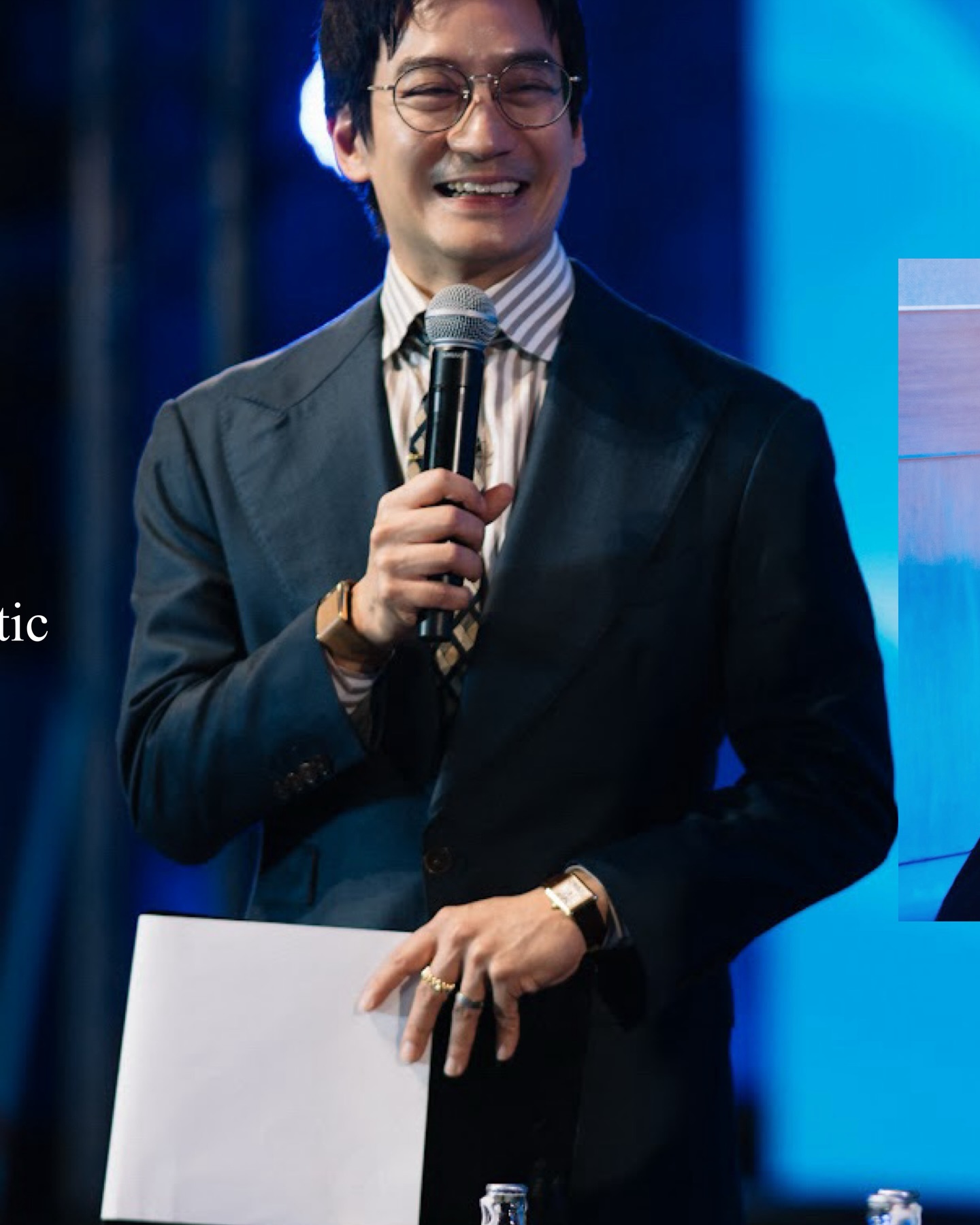 โอ๊ค - สมิทธิ์ อารยะสกุล