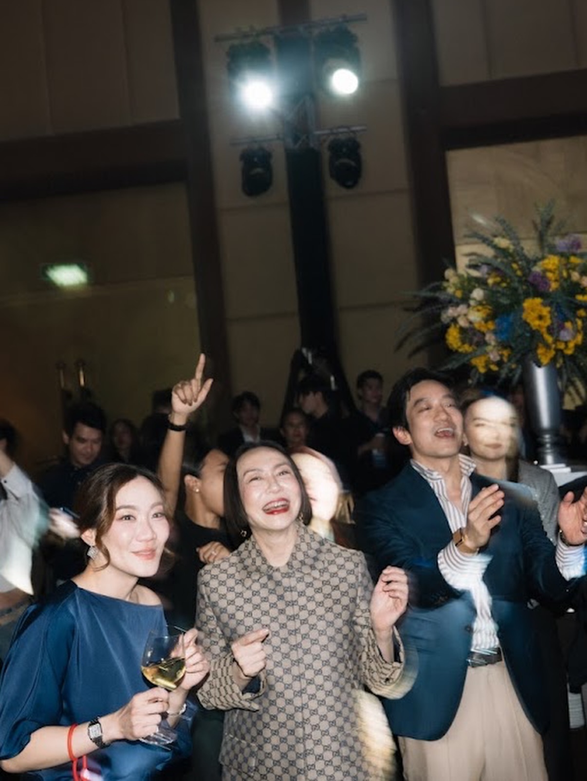 โอ๊ค - สมิทธิ์ อารยะสกุล