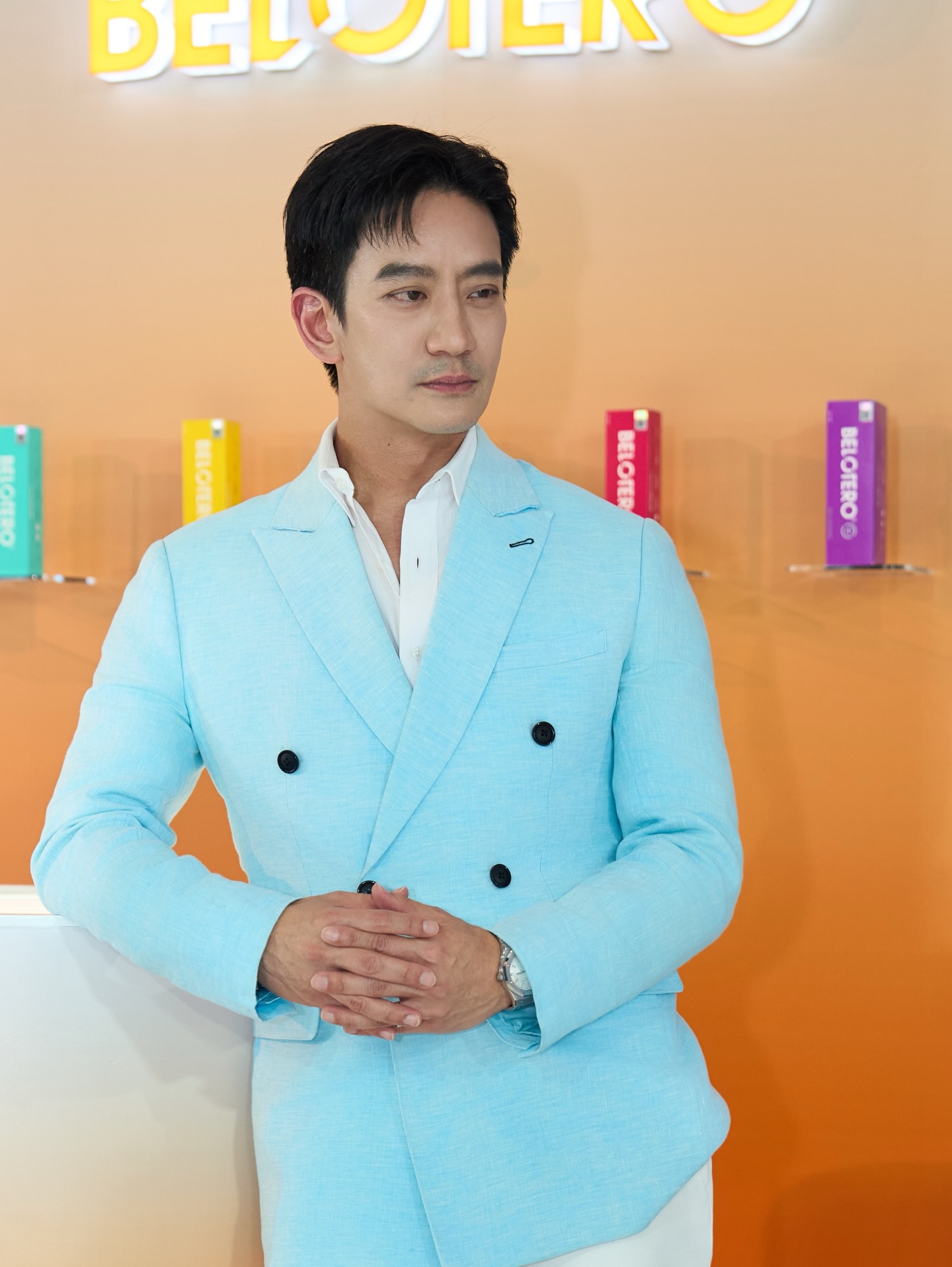 โอ๊ค - สมิทธิ์ อารยะสกุล