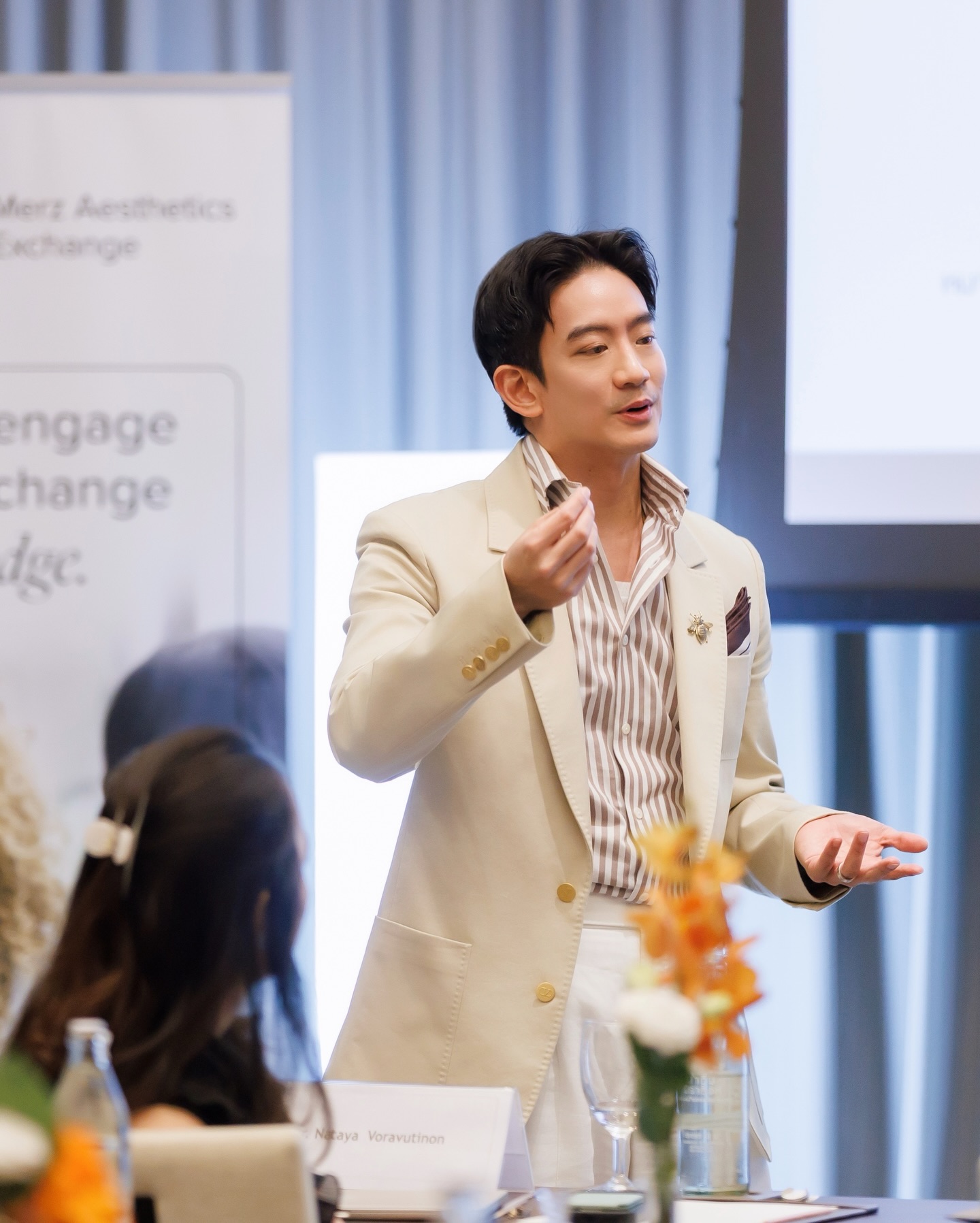 โอ๊ค - สมิทธิ์ อารยะสกุล