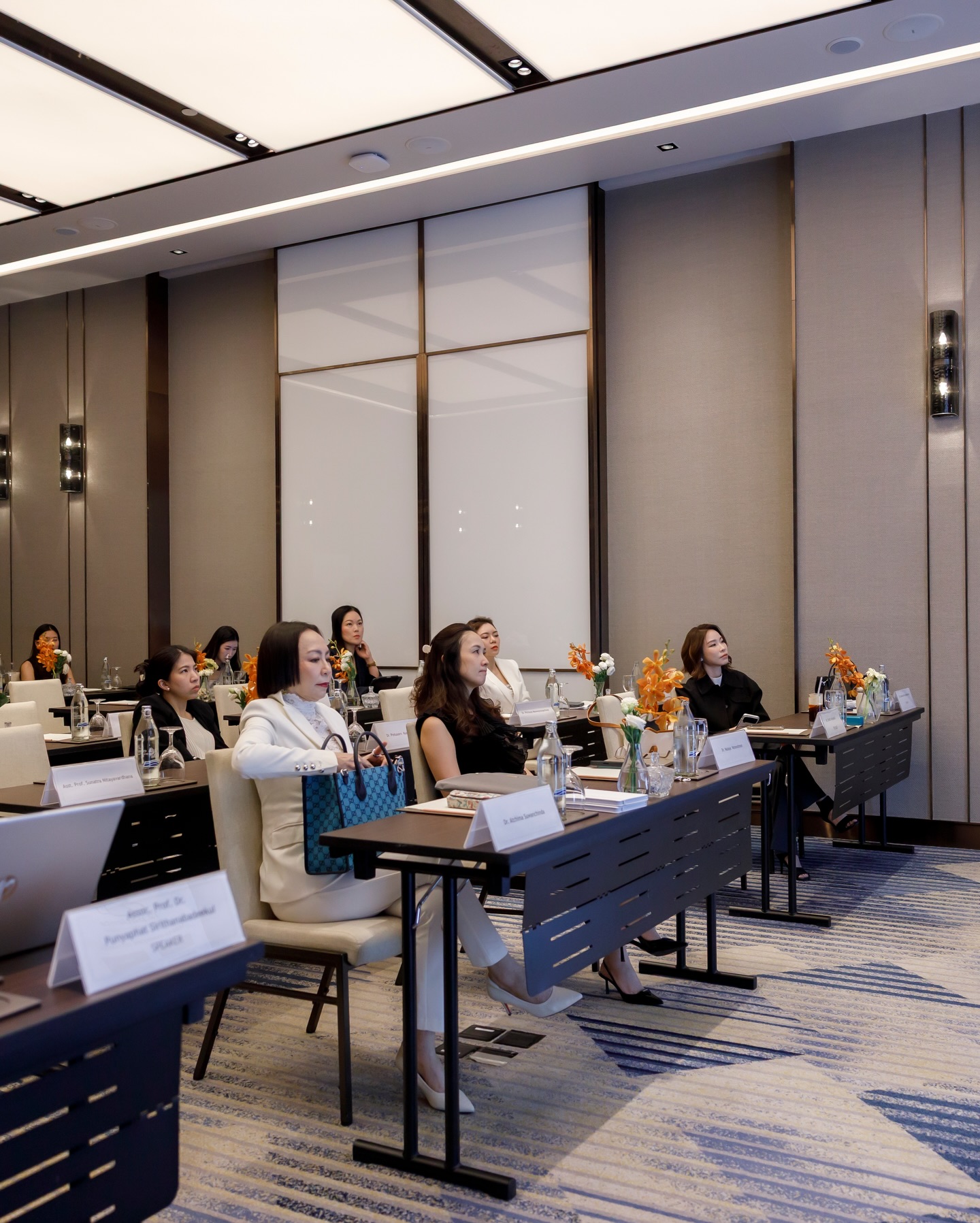 โอ๊ค - สมิทธิ์ อารยะสกุล