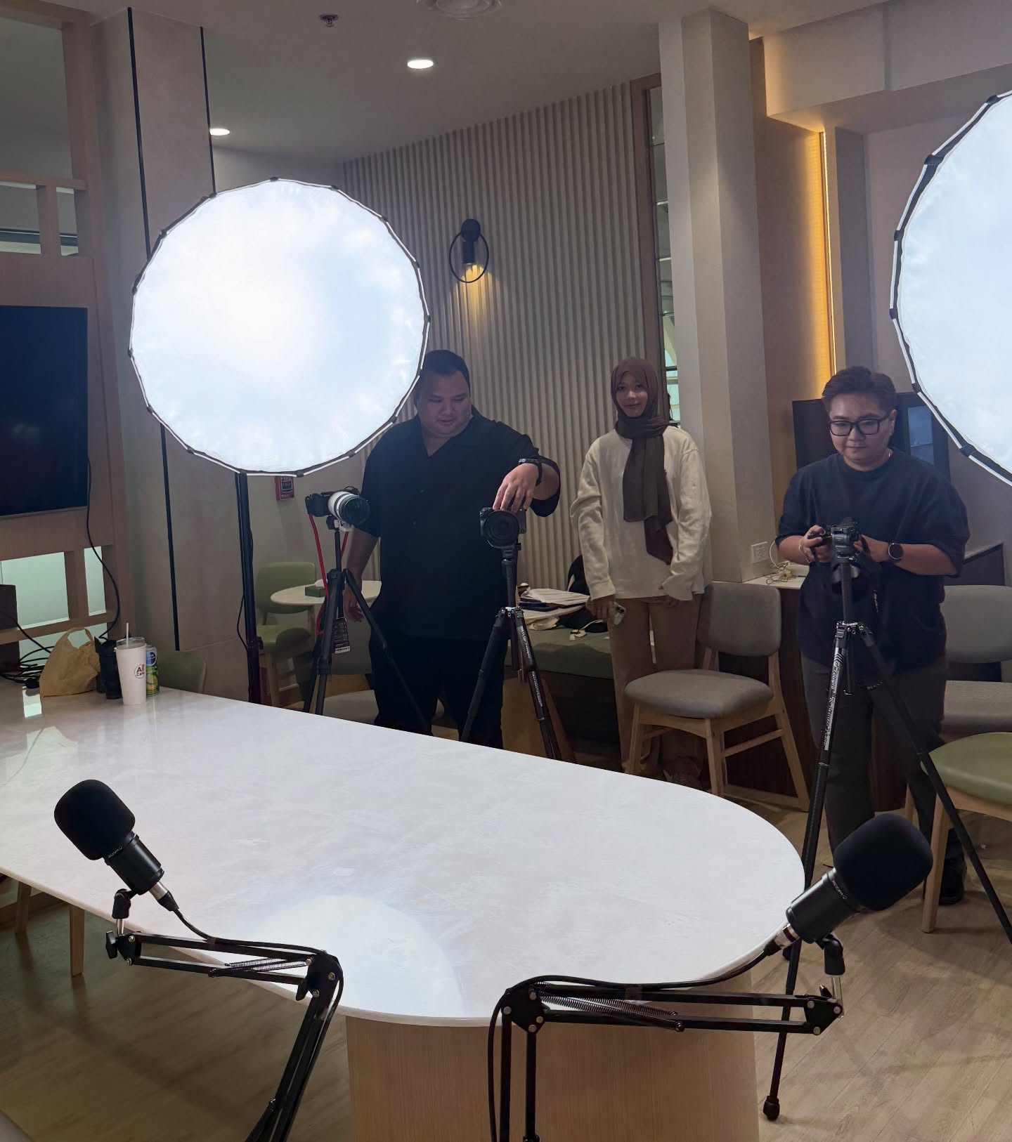 โอ๊ค - สมิทธิ์ อารยะสกุล