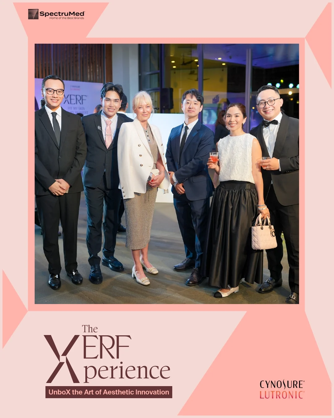 โอ๊ค - สมิทธิ์ อารยะสกุล