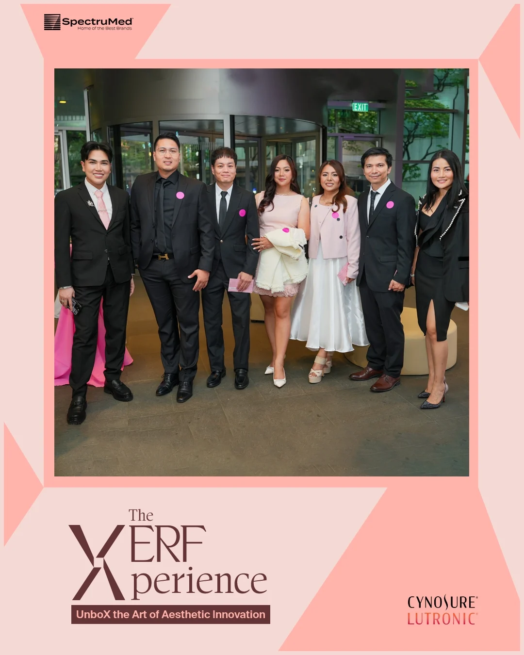 โอ๊ค - สมิทธิ์ อารยะสกุล