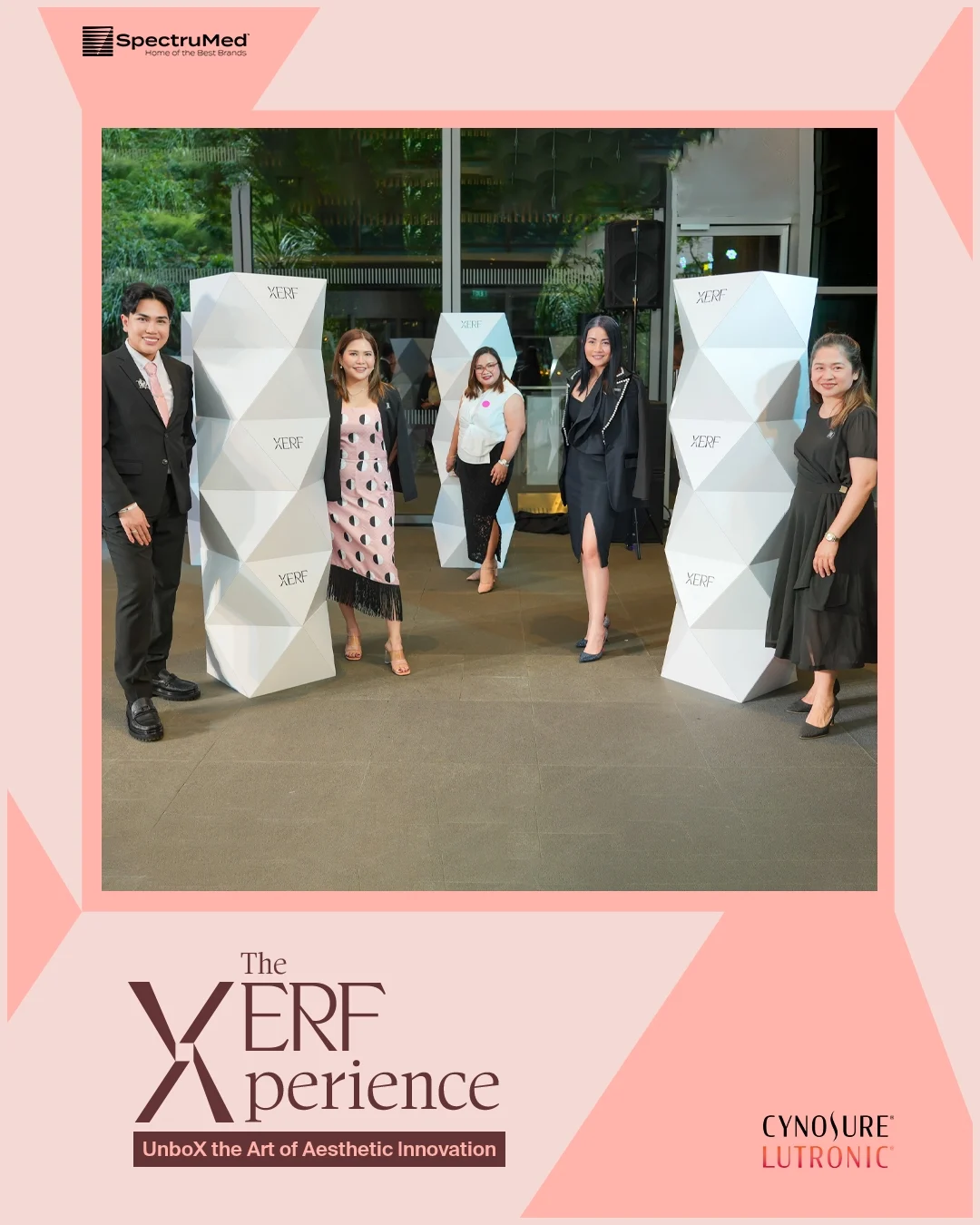 โอ๊ค - สมิทธิ์ อารยะสกุล