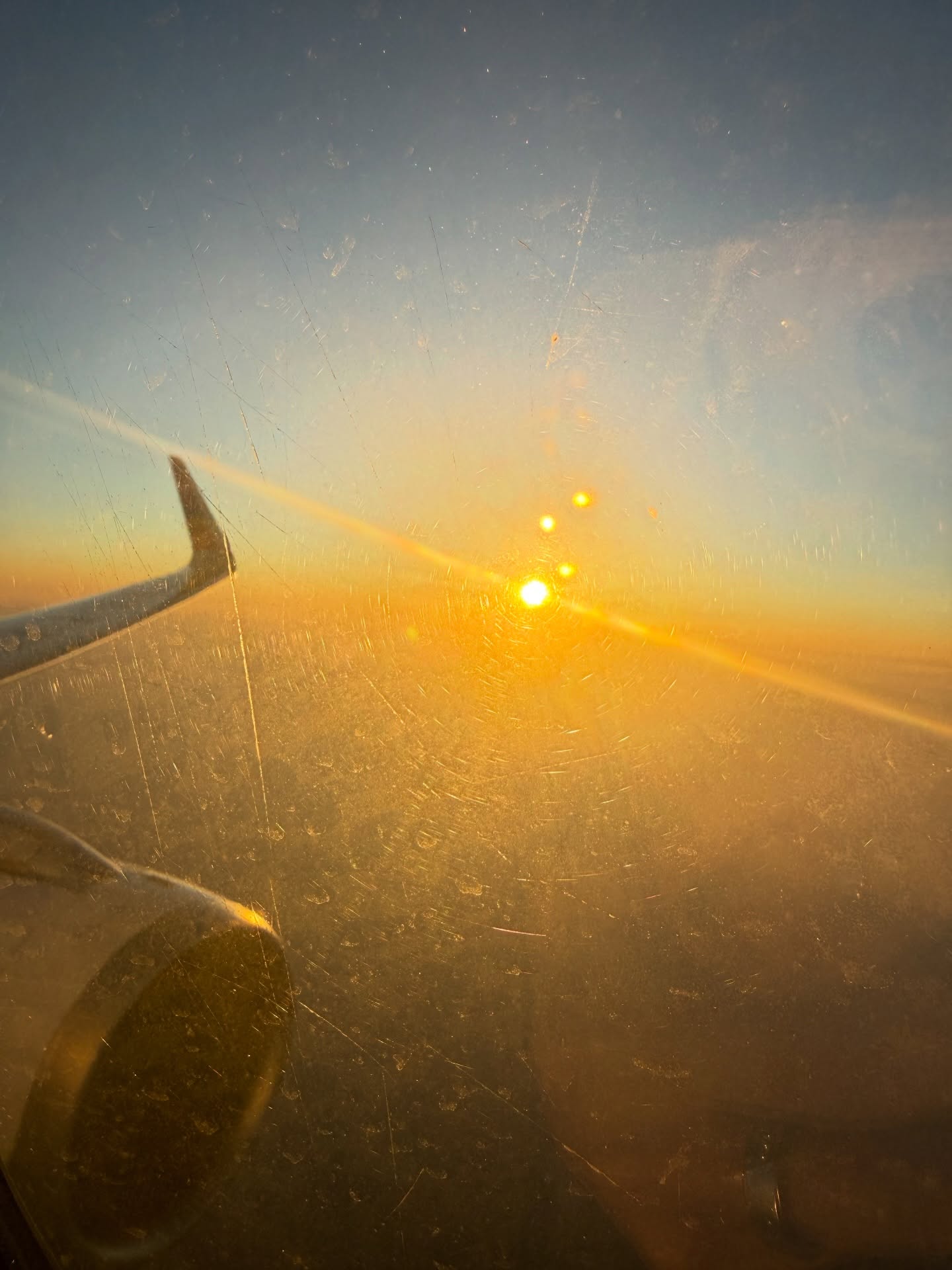 โอ๊ค - สมิทธิ์ อารยะสกุล