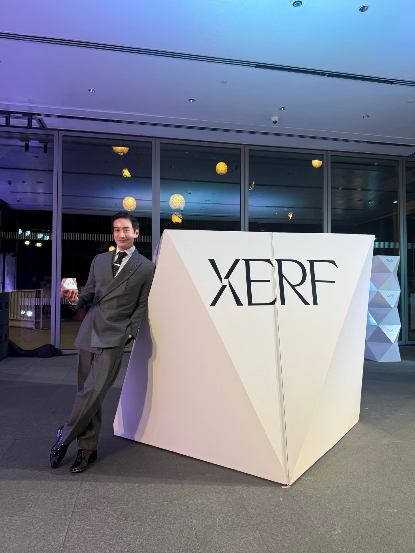 โอ๊ค - สมิทธิ์ อารยะสกุล