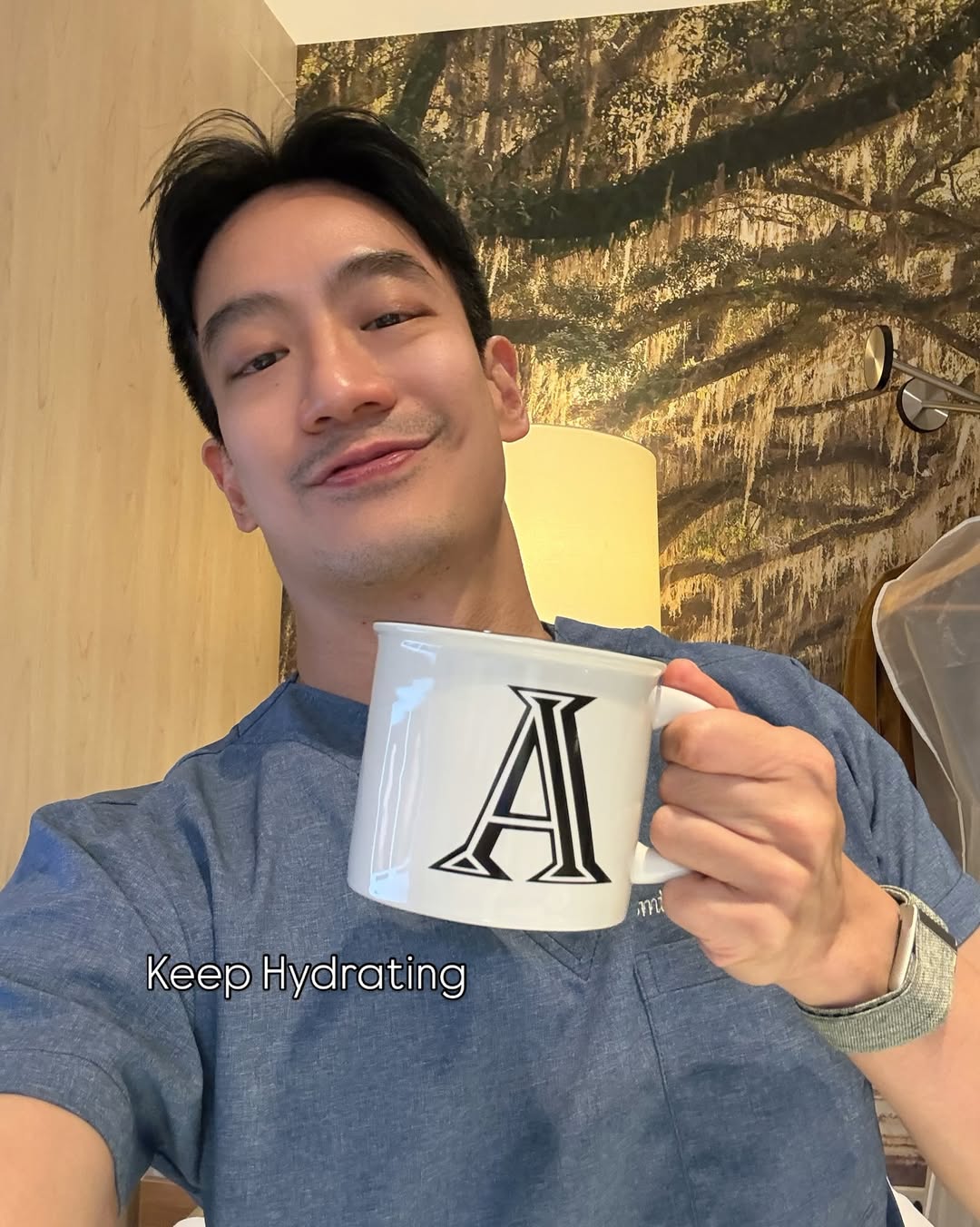 โอ๊ค - สมิทธิ์ อารยะสกุล