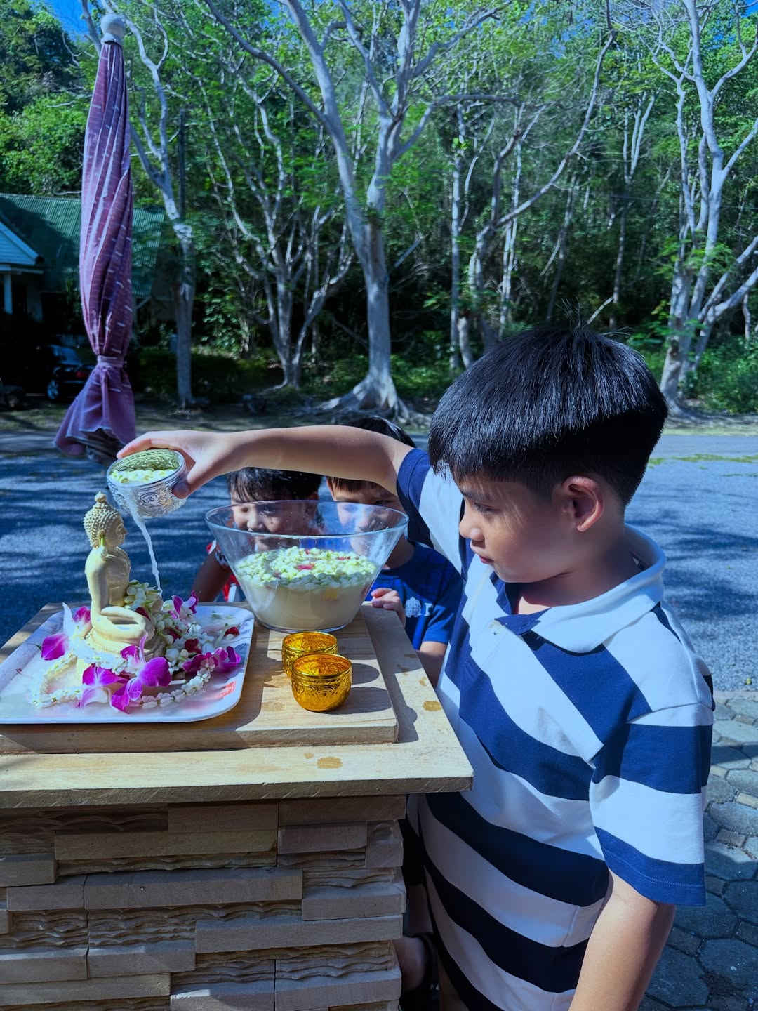 โอ๊ค - สมิทธิ์ อารยะสกุล