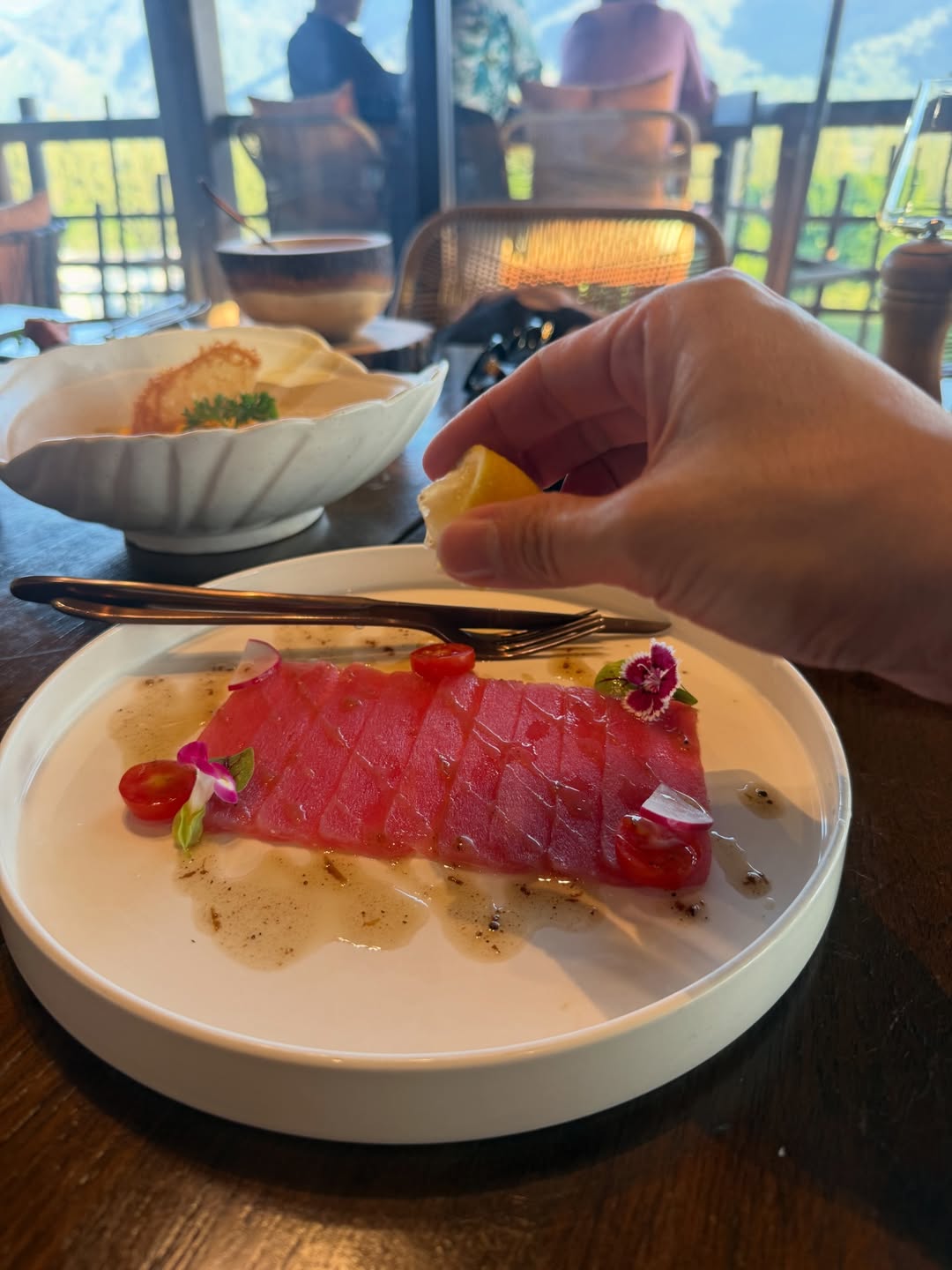 โอ๊ค - สมิทธิ์ อารยะสกุล