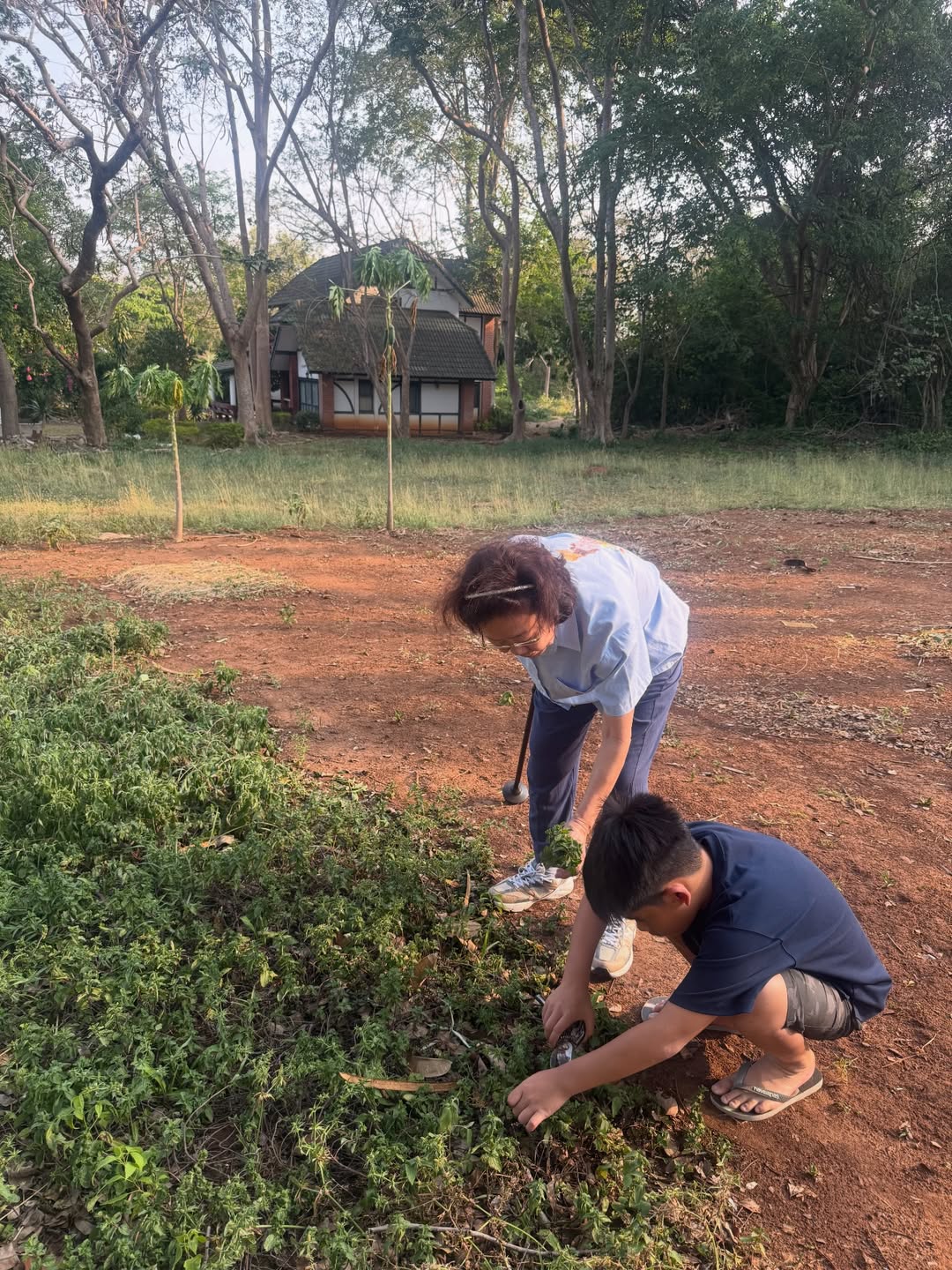 โอ๊ค - สมิทธิ์ อารยะสกุล