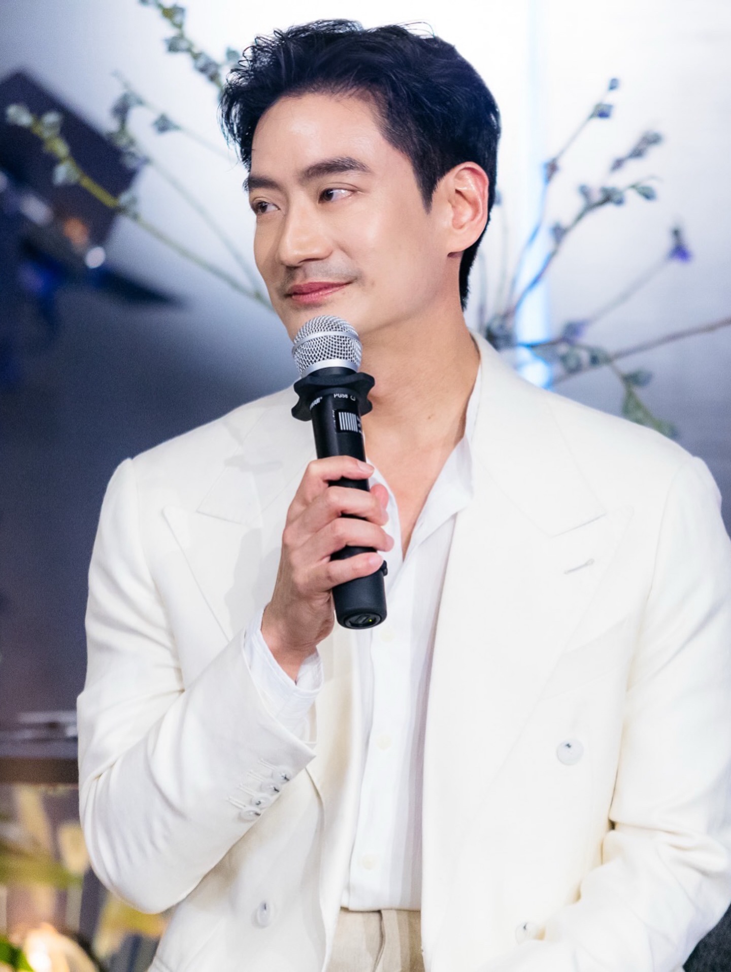 โอ๊ค - สมิทธิ์ อารยะสกุล