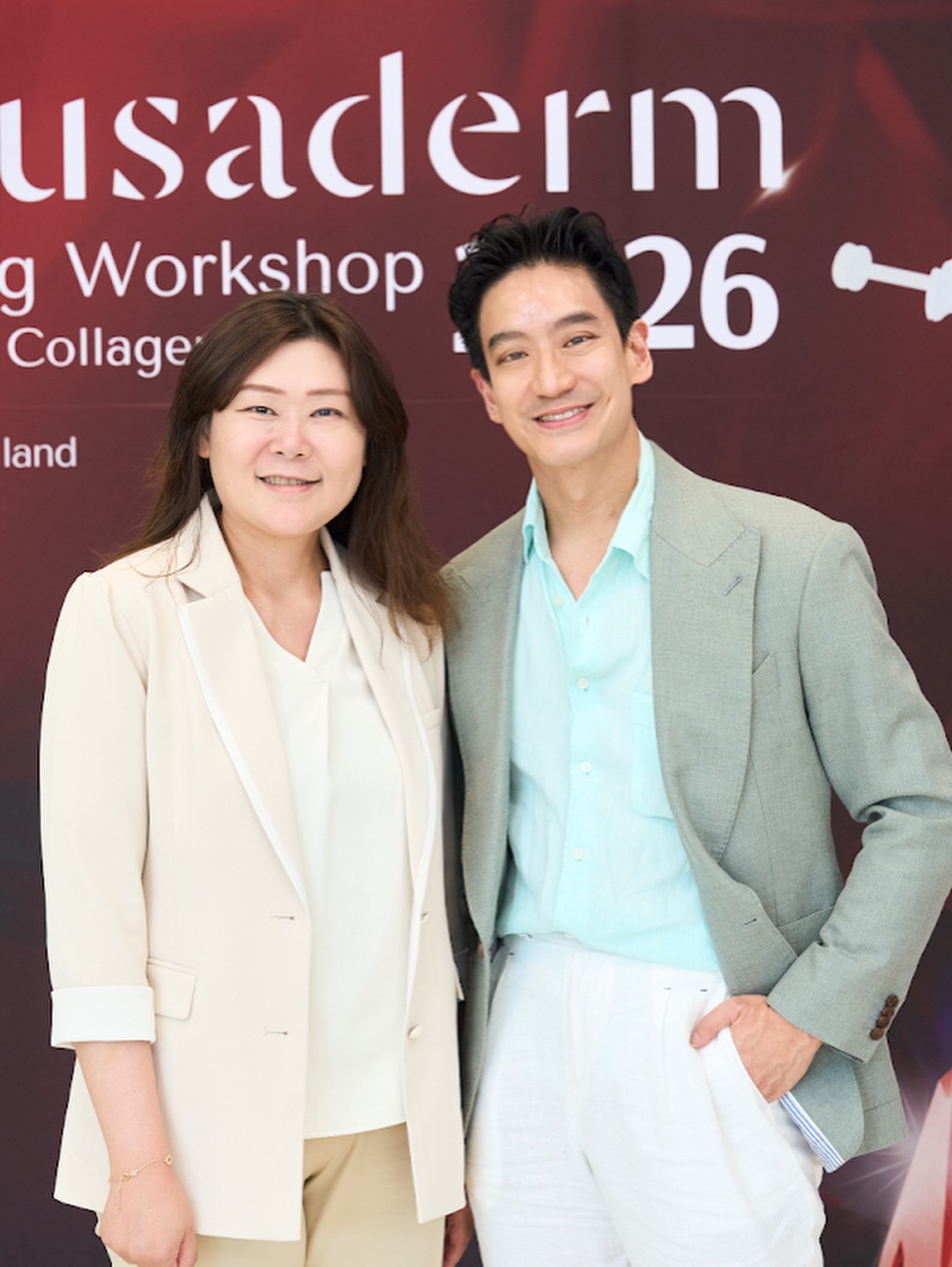 โอ๊ค - สมิทธิ์ อารยะสกุล