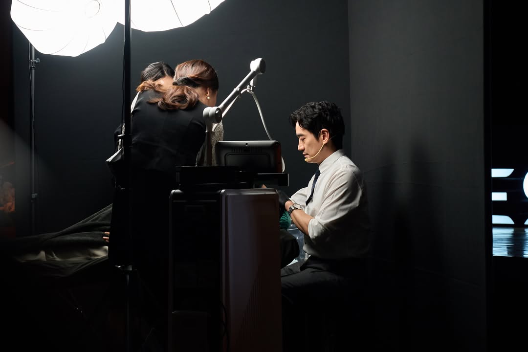 โอ๊ค - สมิทธิ์ อารยะสกุล