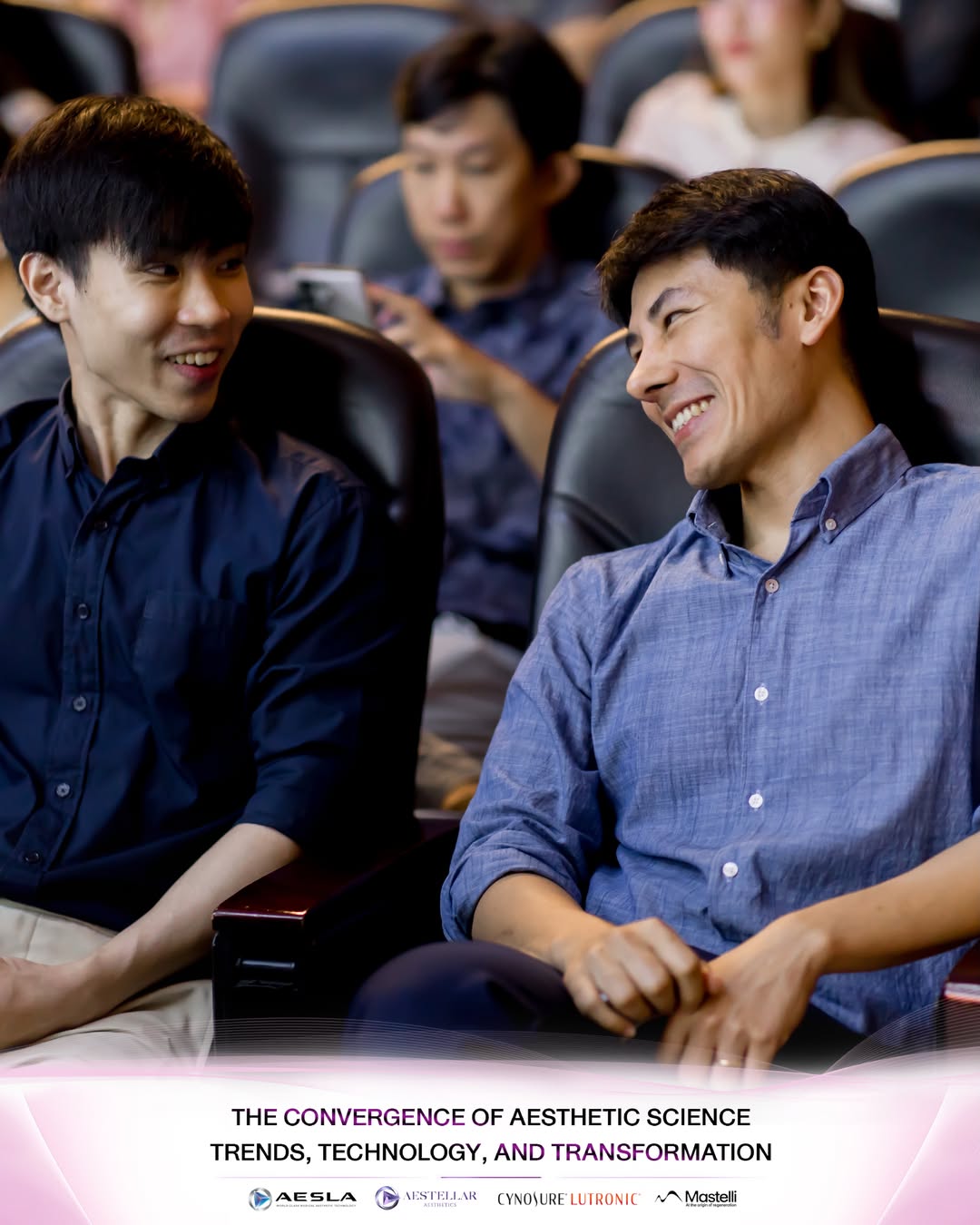 โอ๊ค - สมิทธิ์ อารยะสกุล