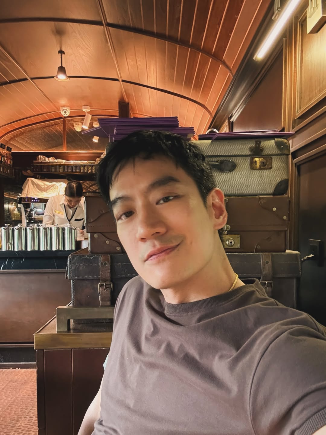 โอ๊ค - สมิทธิ์ อารยะสกุล
