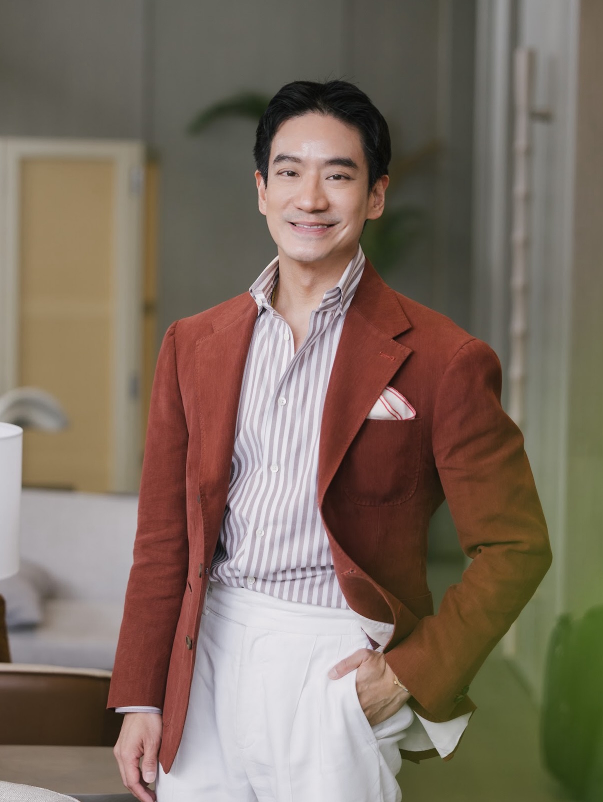โอ๊ค - สมิทธิ์ อารยะสกุล