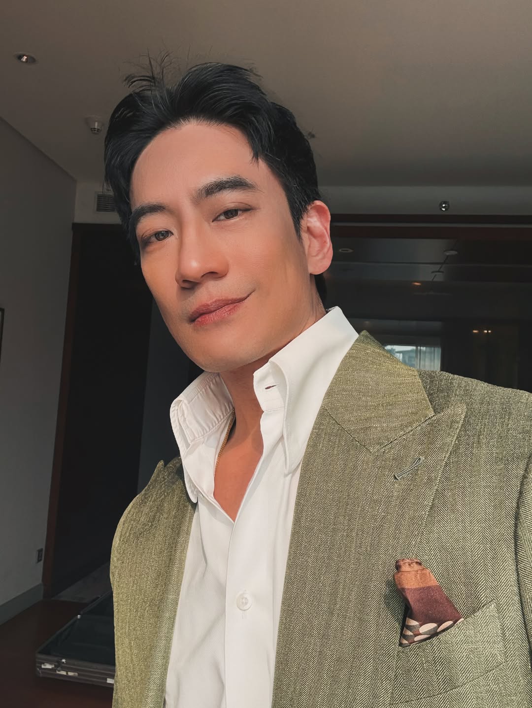 โอ๊ค - สมิทธิ์ อารยะสกุล
