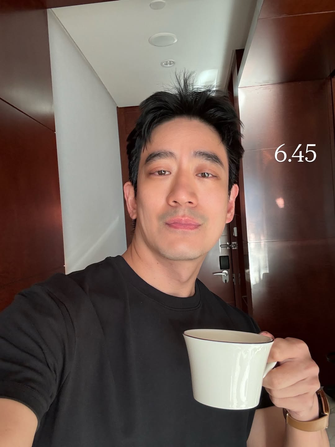 โอ๊ค - สมิทธิ์ อารยะสกุล
