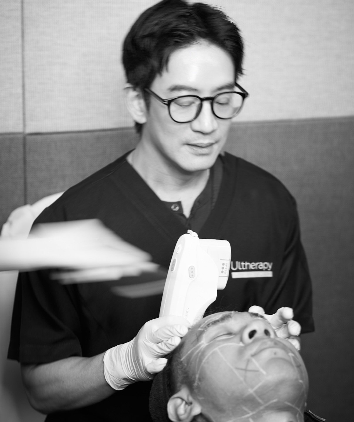 โอ๊ค - สมิทธิ์ อารยะสกุล