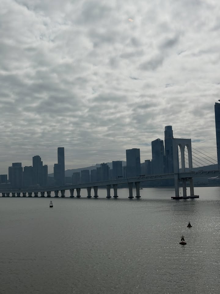 เก่ง - หฤษฎ์ บัวย้อย