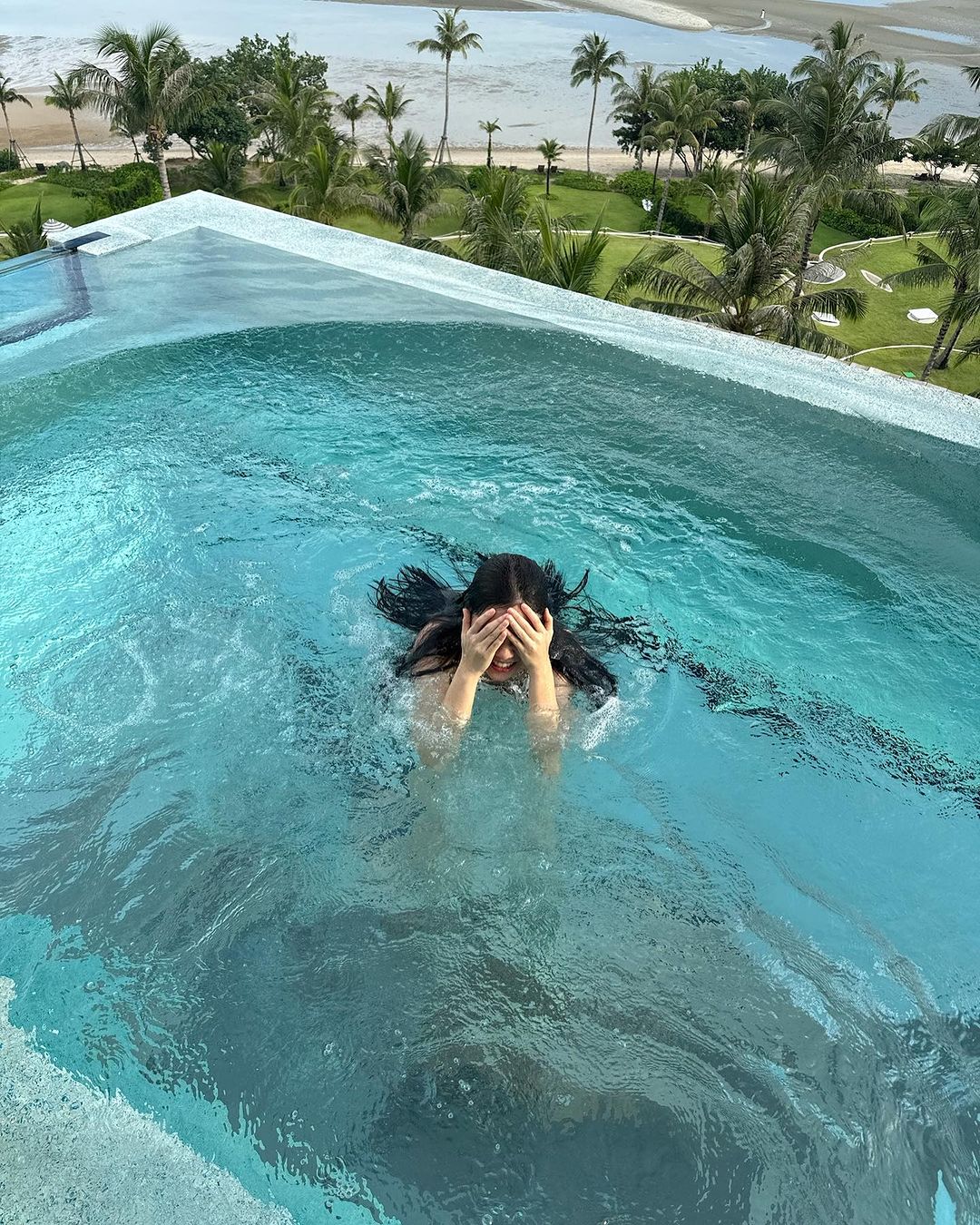 เฌอปราง อารีย์กุล