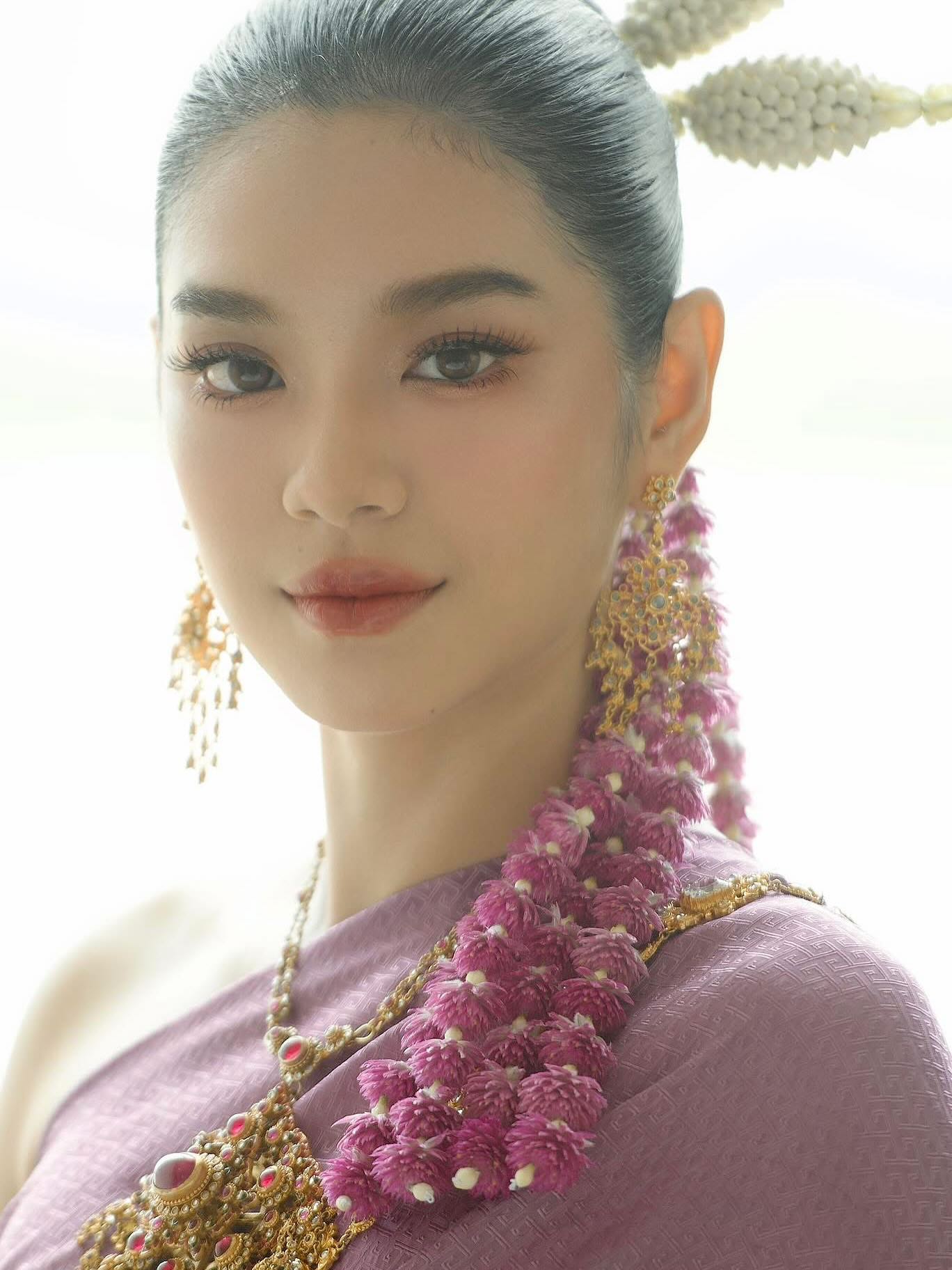 เฌอปราง อารีย์กุล