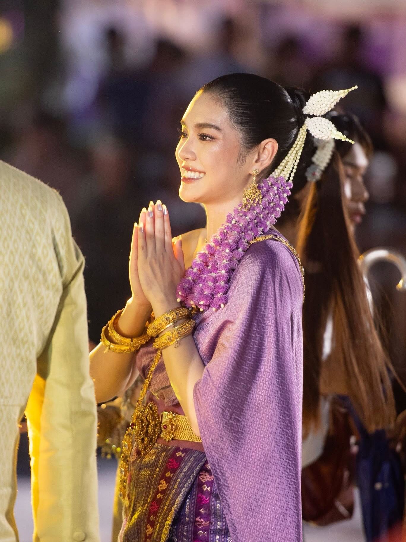เฌอปราง อารีย์กุล