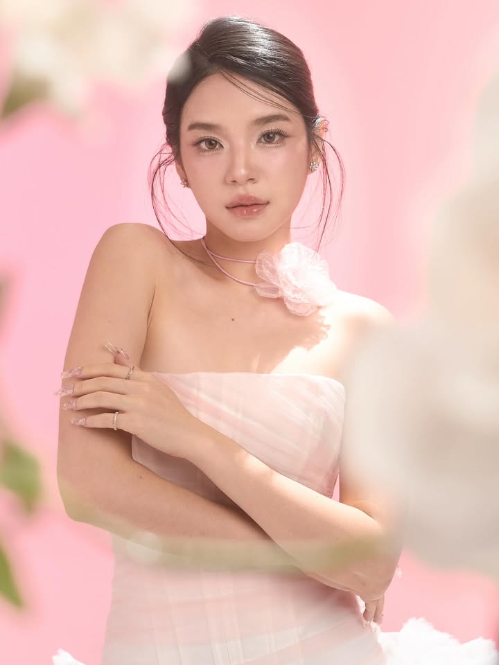 เฌอปราง อารีย์กุล