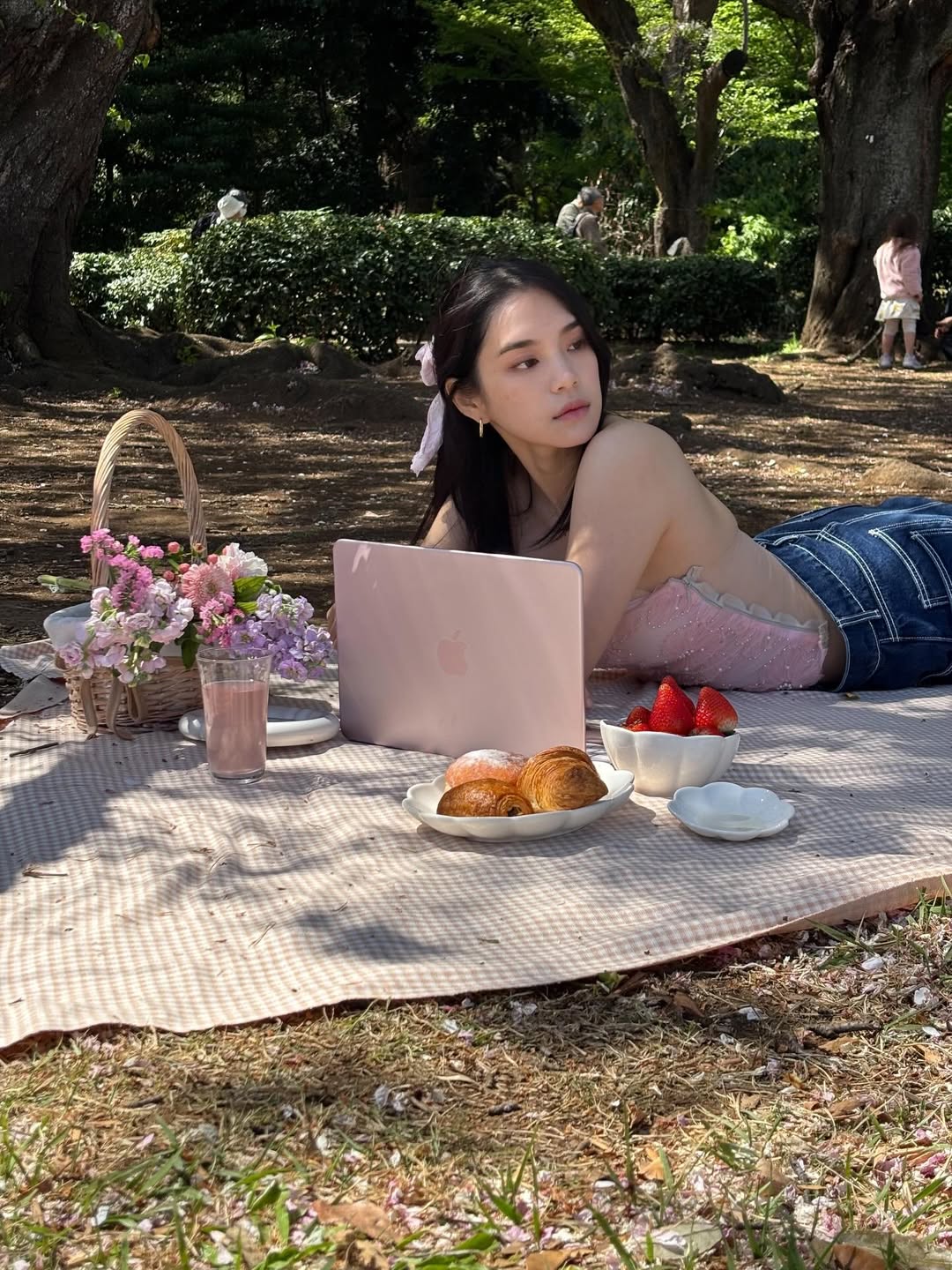 เฌอปราง อารีย์กุล