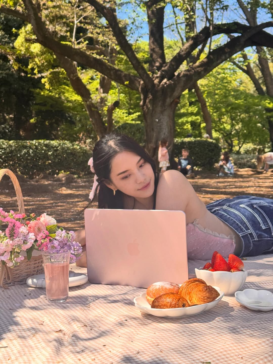 เฌอปราง อารีย์กุล