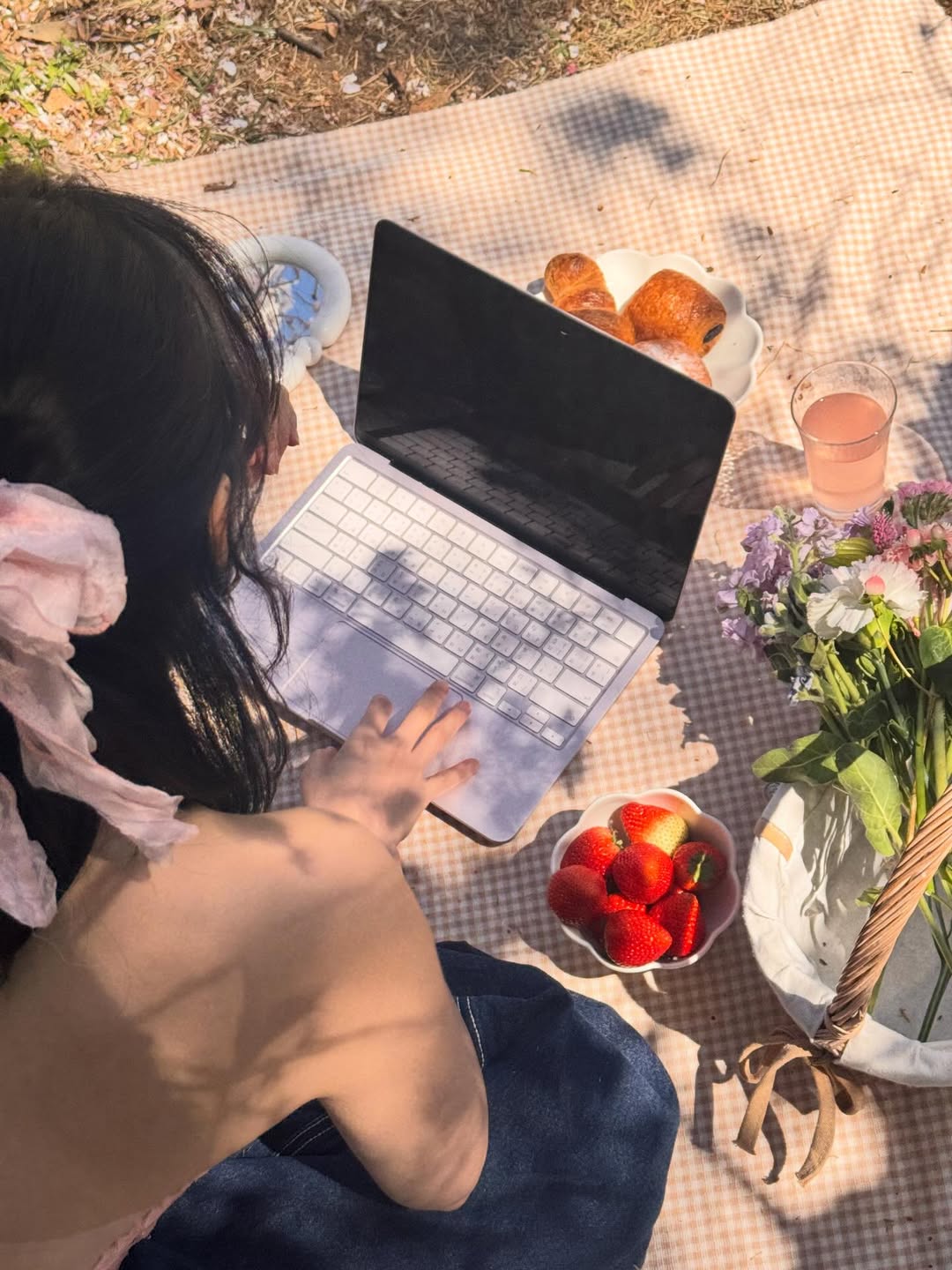 เฌอปราง อารีย์กุล