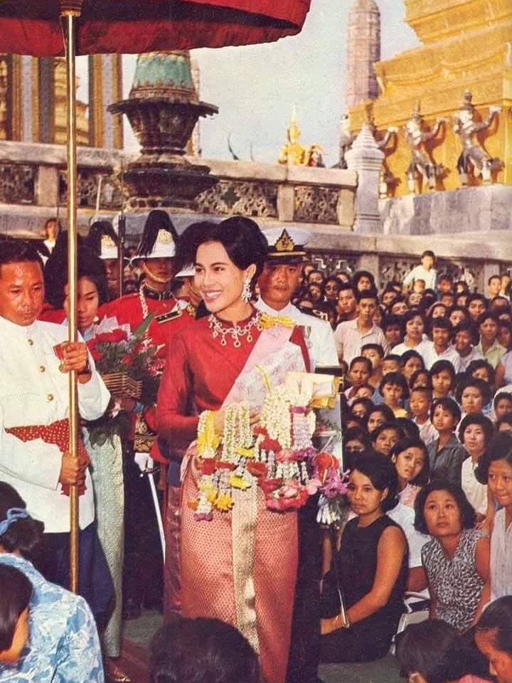 อร - พัศชนันท์ เจียจิรโชติ