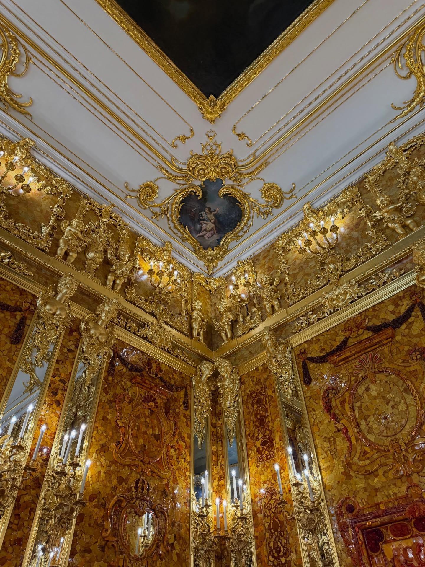 อร - พัศชนันท์ เจียจิรโชติ